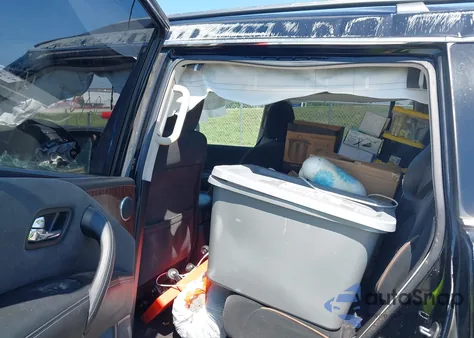 2019 Nissan Armada Sv из США, поврежденный, VIN JN8AY2NC9K9584235